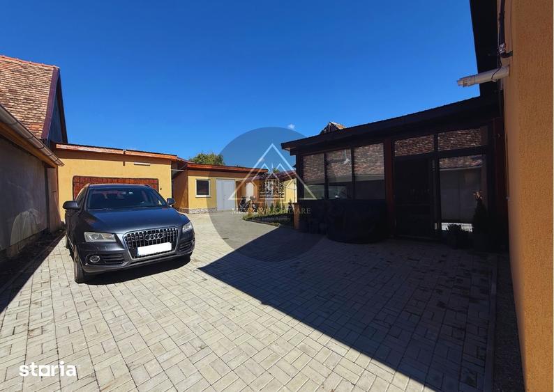 Casă cu 4 camere decomandat cu Teren 1580 Mp în Alma