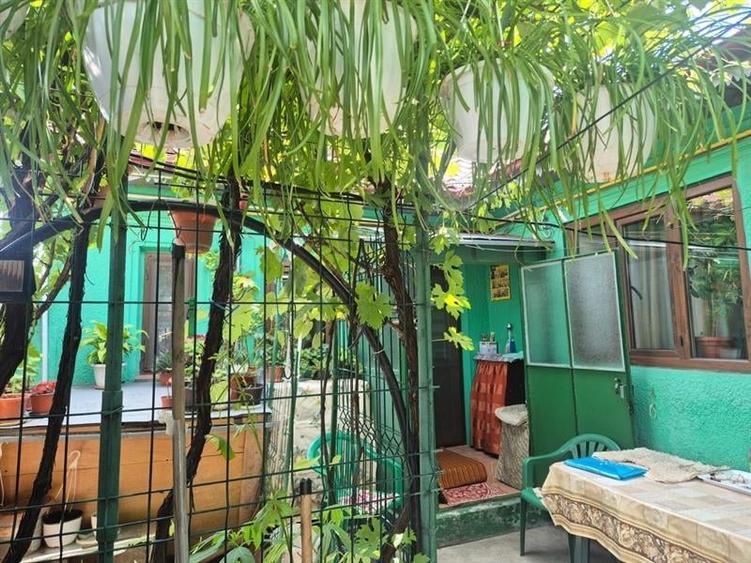 Casă individuală cu 3 camere cu Teren 152 Mp în Brestei
