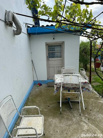 Casă cu 3 camere cu Teren 1300 Mp în Pecineaga