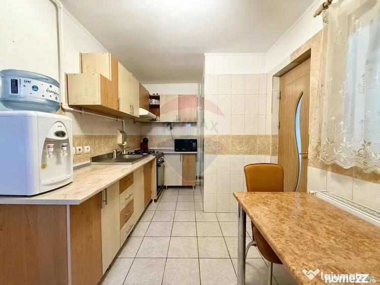 Casă cu 4 camere cu Teren 87 Mp în Exterior Vest