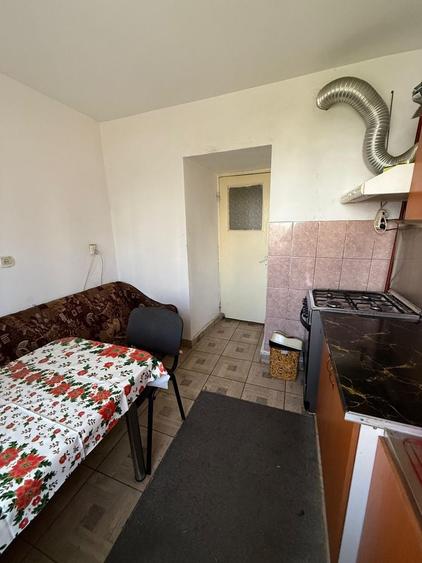 Apartament cu 2 camere semidecomandat în Lăpuș