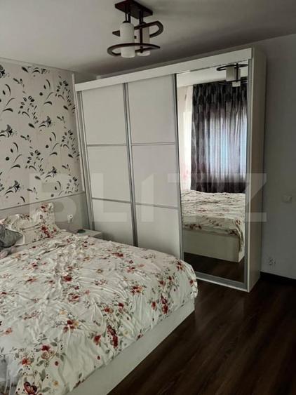 Garsonieră decomandată, mobilată în
