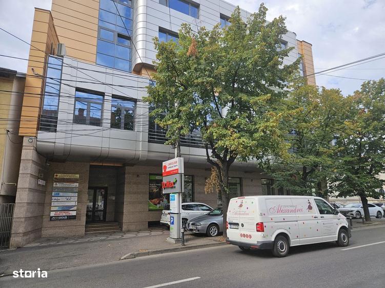 Spațiu comercial, de 55 mp, în Craiovei