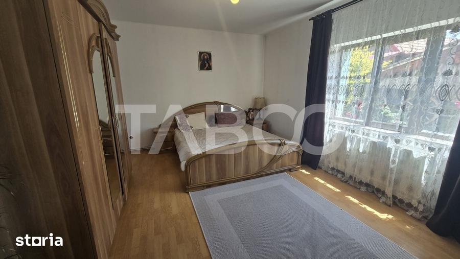 Casă cu 5 camere cu Teren 250 Mp în Șelimbăr