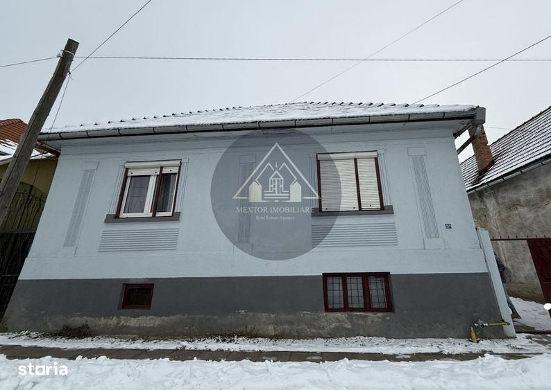 Casă cu 3 camere în Pănade