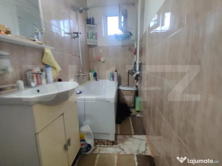 Apartament cu 2 camere decomandat în Nufărul