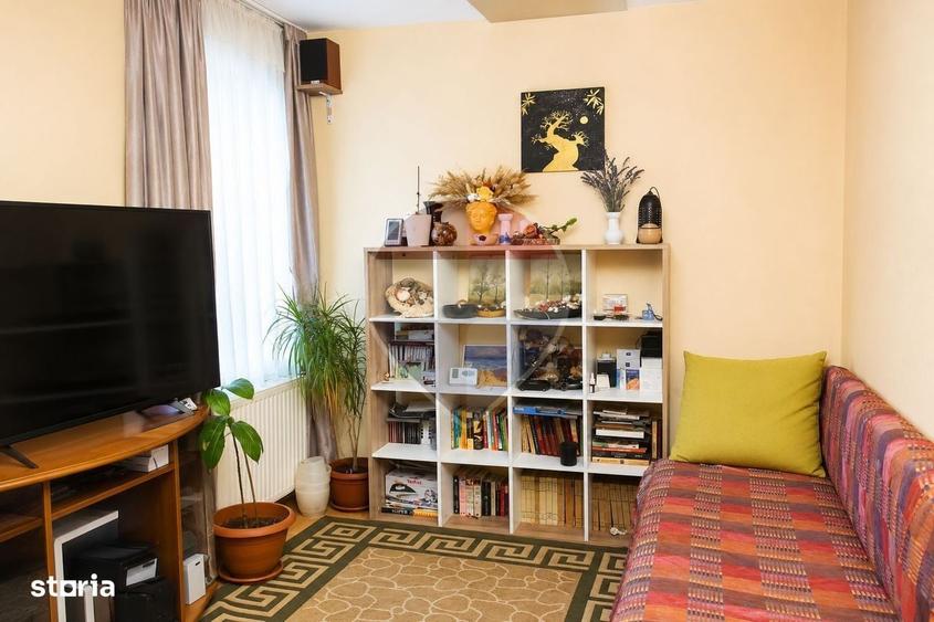 Apartament cu 3 camere în Centrul Civic