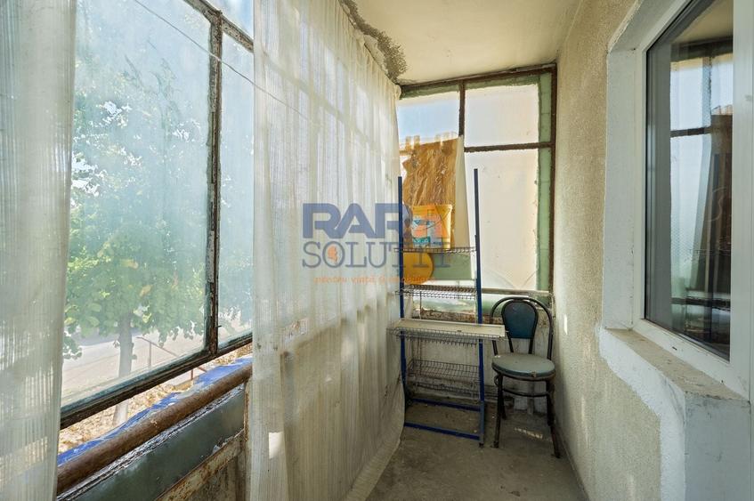 Apartament cu 3 camere decomandat, mobilat în Sud