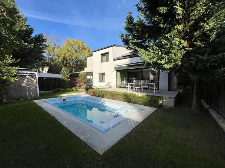 Vila cocheta S+P+EM, piscina, padure, IANCU NICOLAE-BRITISH SCHOOL