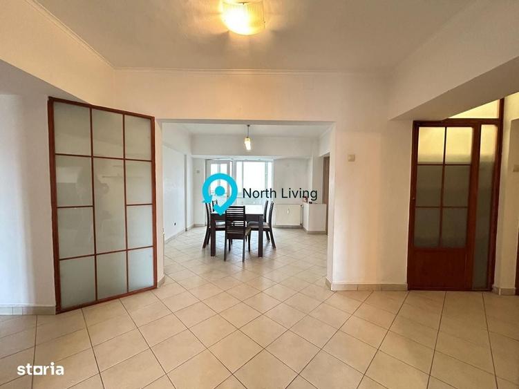 Apartament cu 4 camere în Decebal