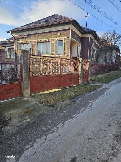 Casă cu 3 camere în Nadășu