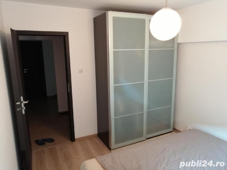 Apartament cu 4 camere decomandat în Apusului