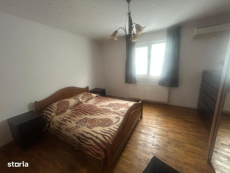 Casă cu 4 camere cu Teren 2000 Mp în Timișești