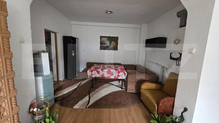Casă individuală cu 4 camere cu Canalizare în Central