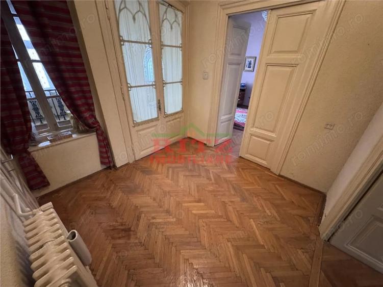 Casă cu 2 camere cu Teren 938 Mp în Sud