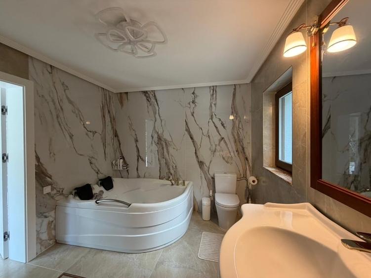 Casă individuală cu 3 camere cu Canalizare în Cicârlău