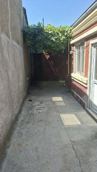 Casă cu 4 camere cu Teren 276 Mp în Brăilița