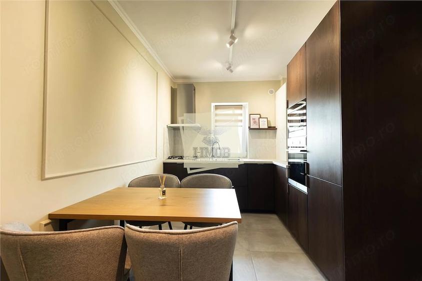 Apartament cu 2 camere decomandat în Vest
