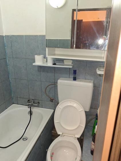 Garsonieră decomandată în Aradului