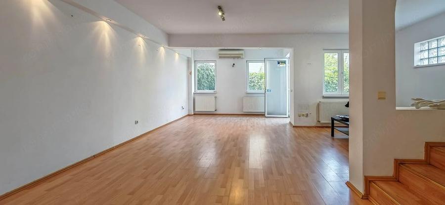 Casă cu 6 camere în Floreasca