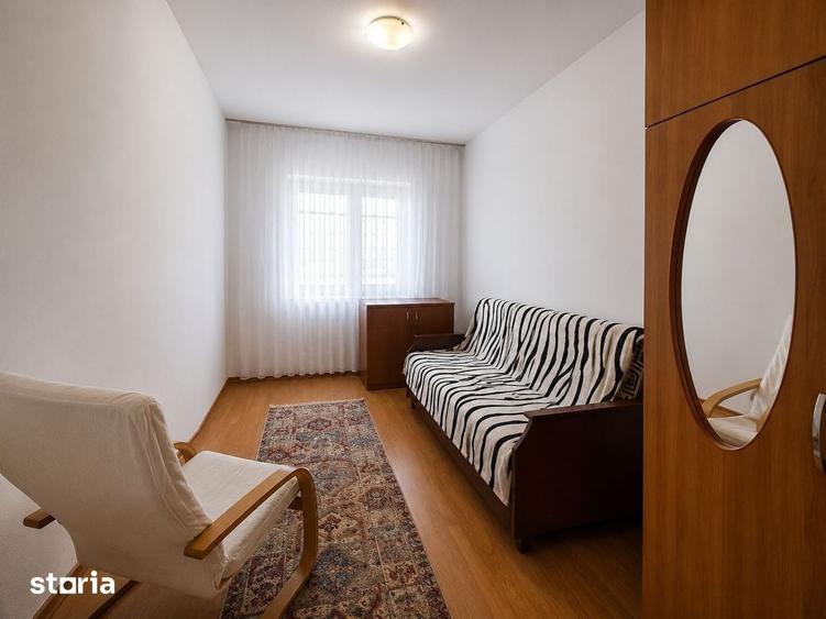Apartament cu 3 camere decomandat în Traian