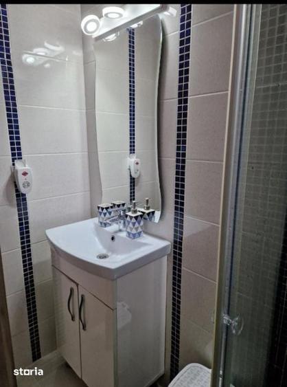 Casă cu 4 camere cu Teren 150 Mp în Central