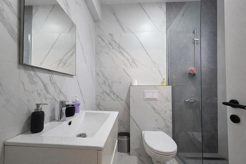 Casă individuală cu 5 camere cu Canalizare în Tunari