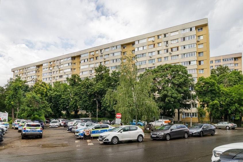 Apartament cu 2 camere semidecomandat, mobilat în Obor