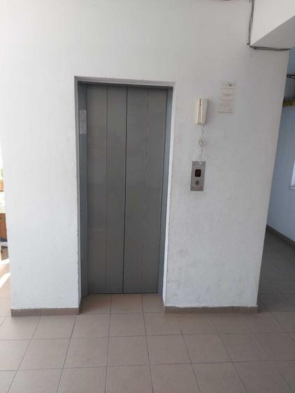 Garsonieră decomandată în Zorilor