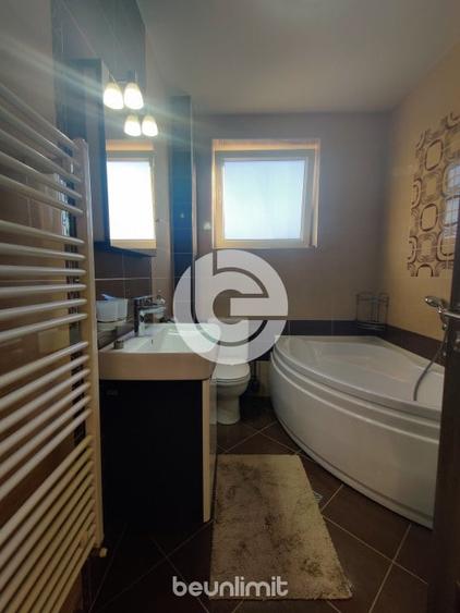 Apartament 3 camere de inchiriat -  decomandat - Etaj 3  - Turnisor - 11