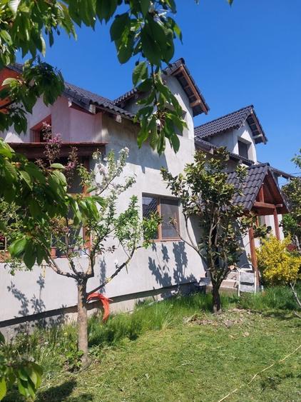 Casă cu 4 camere în Ghiroda