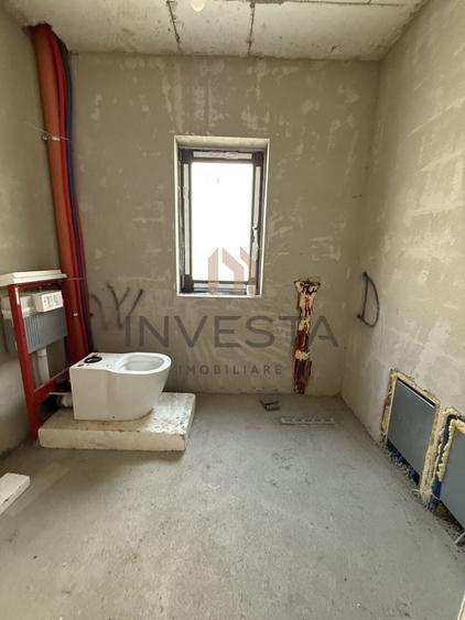 Duplex cu 4 camere cu Canalizare în Iris