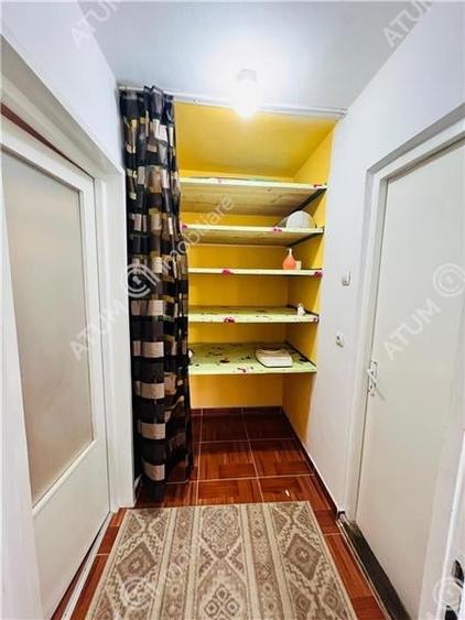 Apartament cu 2 camere semidecomandat, mobilat în Mihai Viteazul