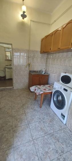 Casă individuală cu 3 camere cu Canalizare în Tomis II