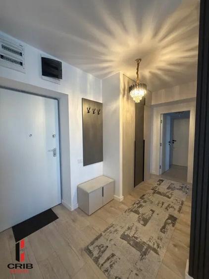 Apartament cu 3 camere semidecomandat, mobilat în Sisești