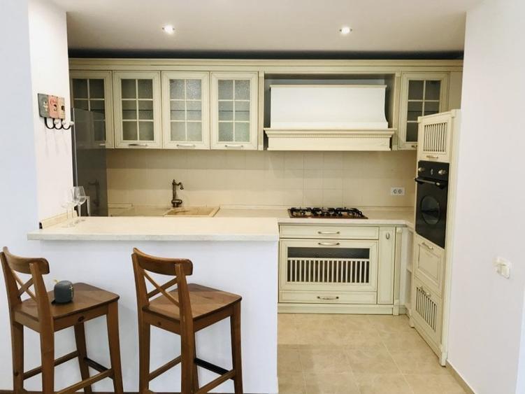 Apartament cu 2 camere semidecomandat în Central