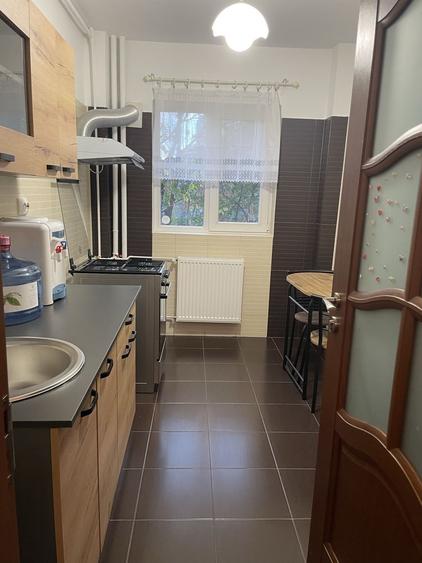 Apartament cu 2 camere decomandat în Dristor