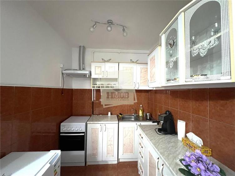 Apartament cu 2 camere nedecomandat, mobilat în Orașul de Jos