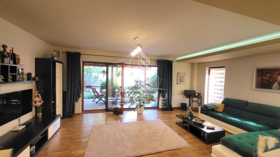 Duplex cu 4 camere cu Canalizare în Dumbrăvița
