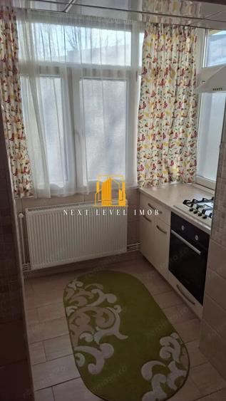 Apartament cu 3 camere decomandat în Eremia