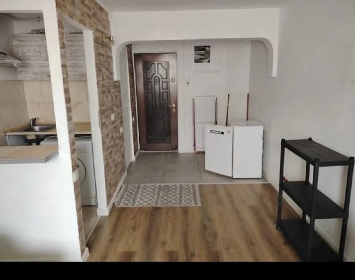 Garsonieră semidecomandată în Central