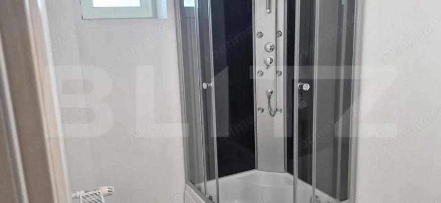 Casă cu 2 camere cu Teren 1000 Mp în Central