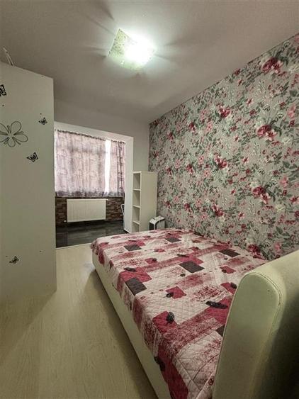 Apartament cu 2 camere semidecomandat în Valea Adâncă