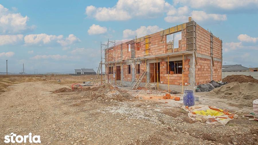 Casă cu 4 camere cu Teren 300 Mp în Central