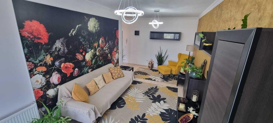 Apartament cu 2 camere decomandat în Exterior Vest