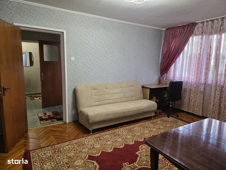 Apartament cu 2 camere semidecomandat în Baba Novac