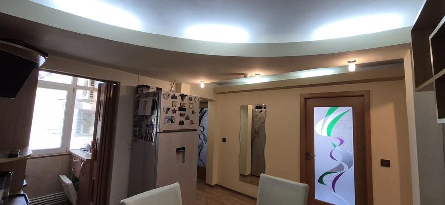 Apartament cu 3 camere decomandat în Ultracentral
