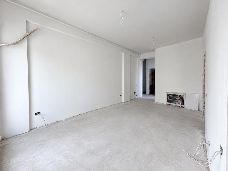 Apartament cu 2 camere semidecomandat în Eminescu