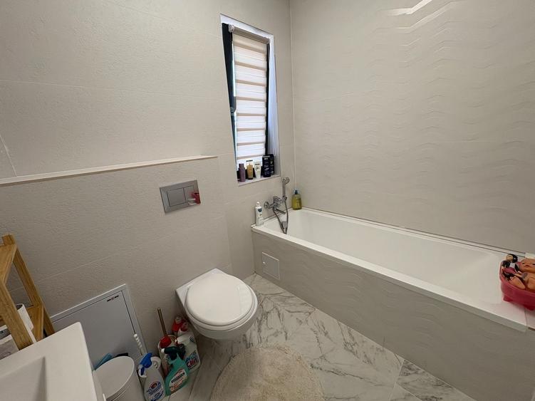 Duplex cu 3 camere cu Canalizare în Berceni