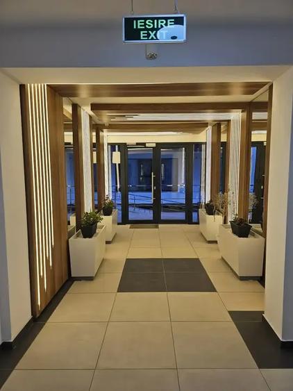 Apartament cu 3 camere semidecomandat în Theodor Pallady